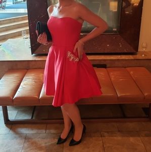 ❤️Sold❤️Red dreas